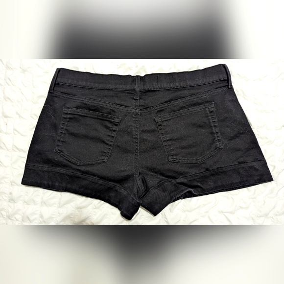 GAP - 1969 jean shorts - Picture 2 of 5